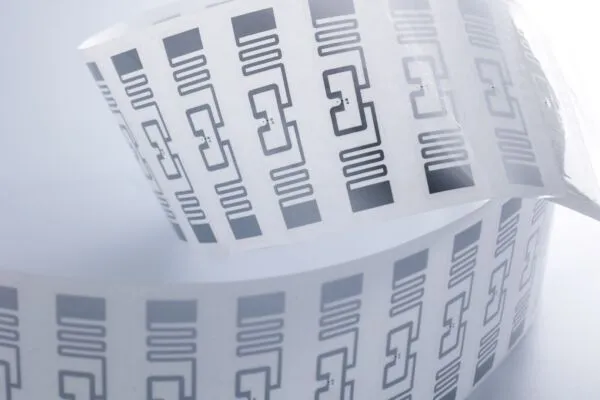 ​Контроль доступа: RFID против биометрии